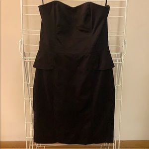 WhiteHouseBlackMarket strapless sweetheart dress